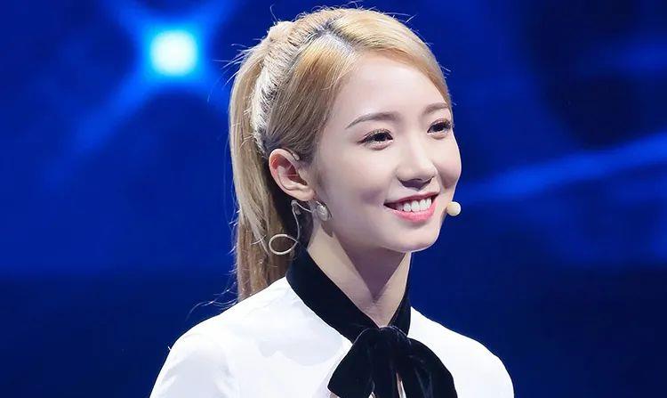 【孟美岐】这些女星在尬吹颜值？