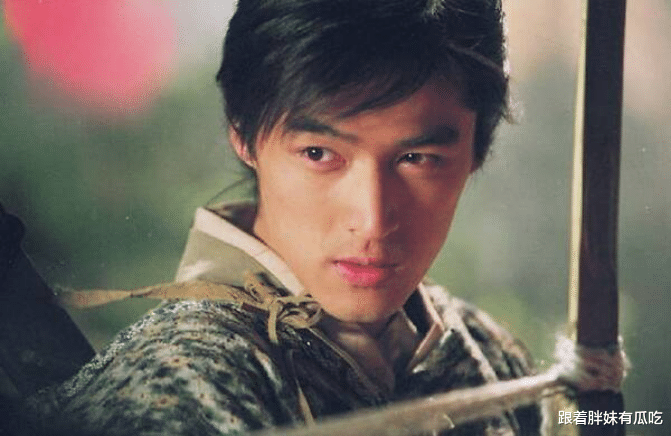 『杨幂』仙剑捧红了刘诗诗杨幂唐嫣, 唯独她被万人唾弃一生黑