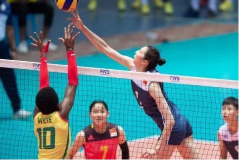 「女排」女排又出17岁天才重炮！实力不输张常宁，她有可能成为下一个朱婷