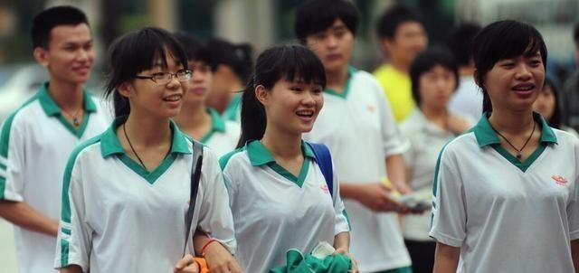 [本科线]2020成绩未达本科线，是否要去复读？高三班主任给出了三条建议