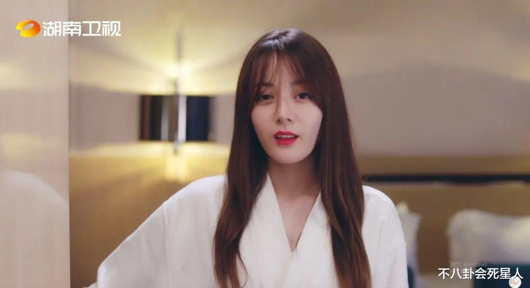 [迪丽热巴]迪丽热巴新剧开播，被吐槽妆容显老，颜值不如女二张馨予？