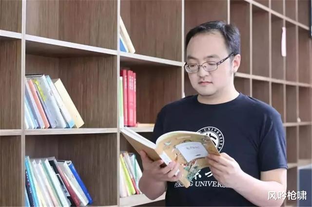 数学|中国4位天才留美未归?北大许晨阳一针见血:年轻人没钱也没机会