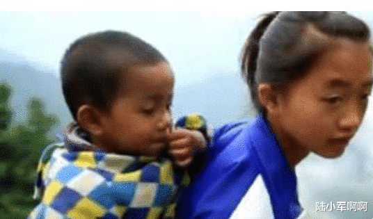 梁小友|《变形计》“最美乡村女孩”，受校园暴力被迫辍学，化浓妆穿名牌