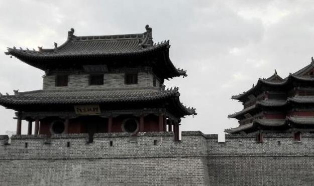 凤凰古城@中国“悲惨”的3大景点：曾人山人海，今少有人来，现免费开放