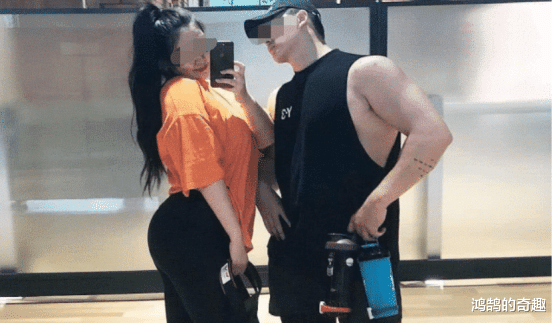健身:见过大腿比头还大的“女巨人”吗?她和男朋友站一起肌肉毫不逊色呀!