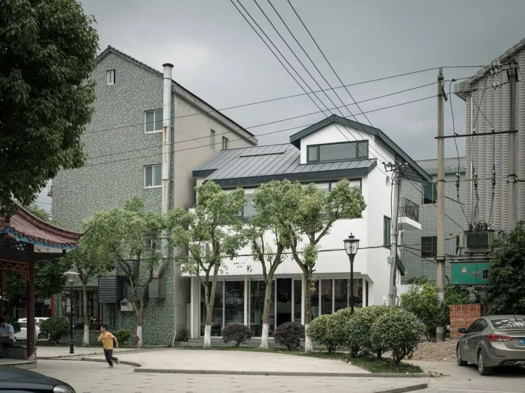 今年过年，如何让父母实现住房自由？三个年轻人用极低成本做到了