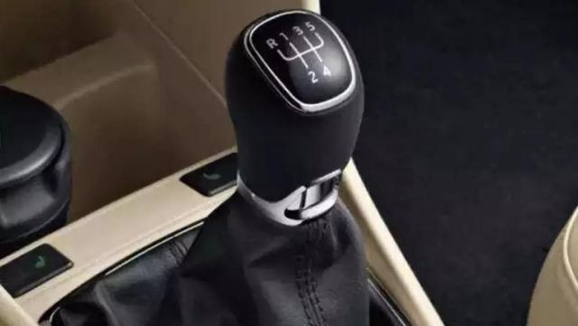 合资车|手动挡开起来很累,可为啥还是有很多人购买?内行人说出了实话