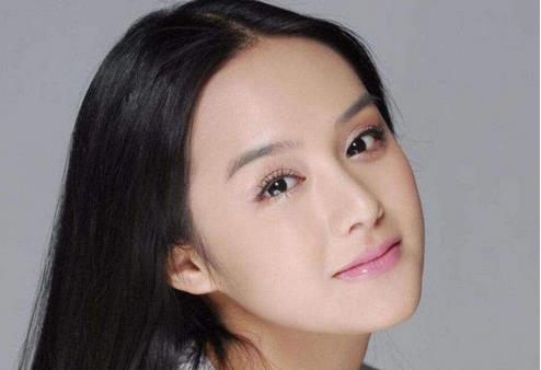 饶敏莉|17岁登上春晚，当红时嫁给送餐员的饶敏莉，今把丈夫捧成双料影帝