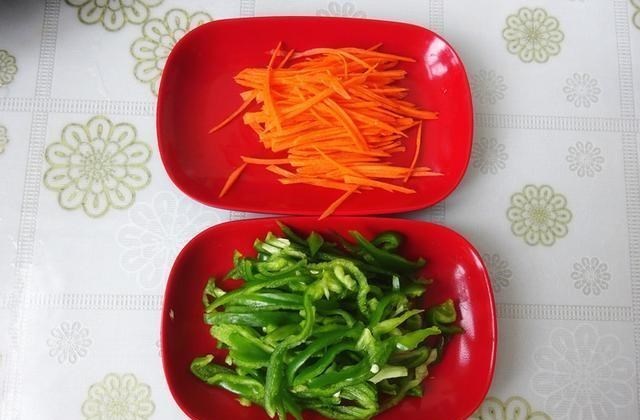 鸡胸肉|看姐姐晒瘦身晚餐,不炒不炖最健康,顶饱不长肉,网友:值得试试