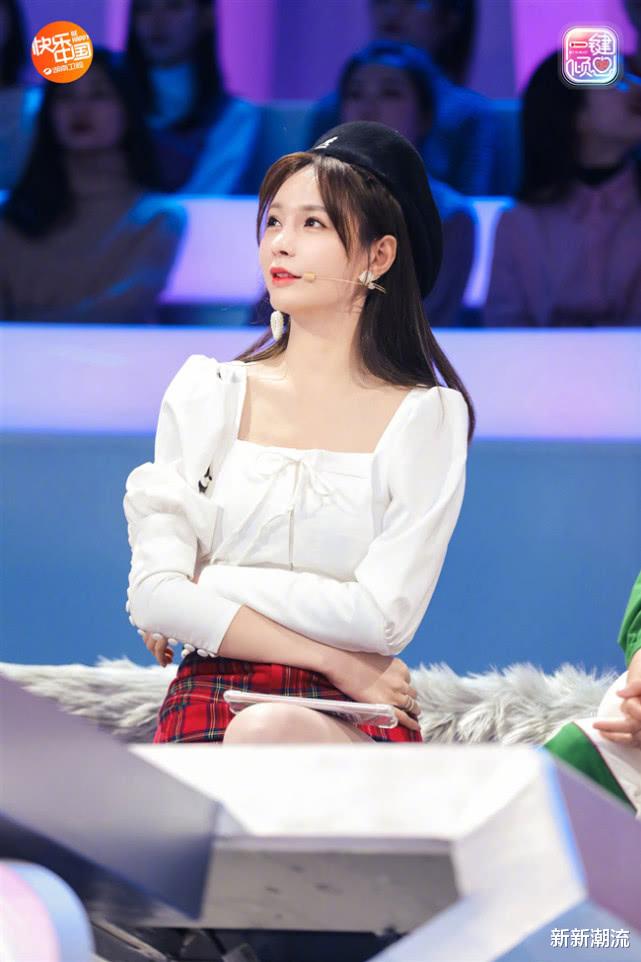 #沈梦辰#难怪沈梦辰一直不换发型，她把齐刘海换成三七分后，越来越网红范