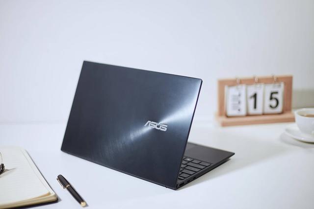 aoc|21日凌晨上线，灵耀14锐龙版未发先火，神仙颜值比女友受宠