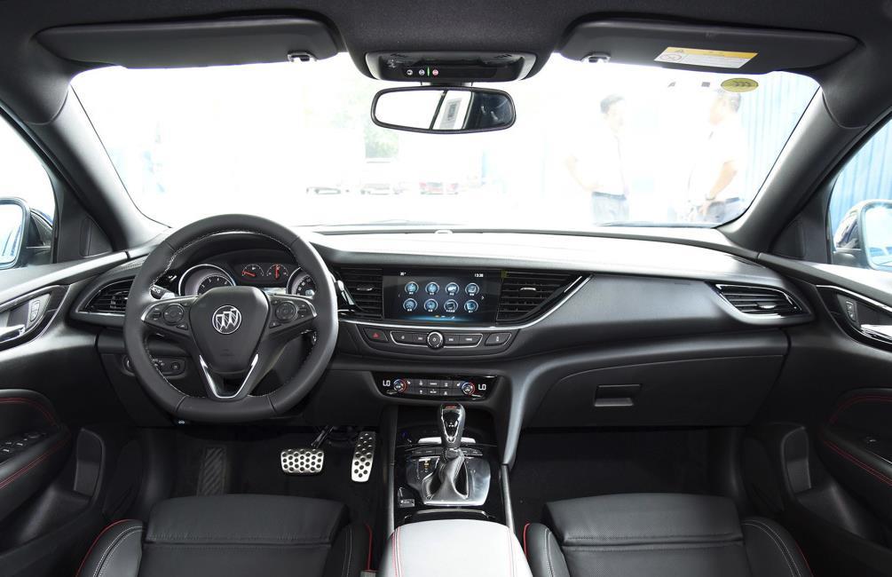 别克君威|对比丰田凯美瑞后，入手了别克君威，4200公里后车主说了实在话！