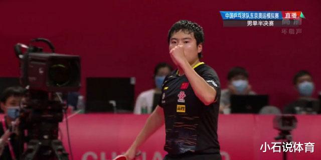 樊振东|12-10打出黑马雄风，23岁世界冠军让国乒主帅难堪，覆辙要重演？