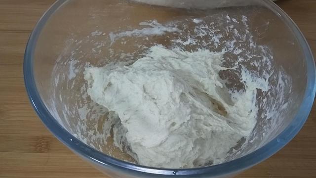 『面包』1斤面9两水，教你做懒人发面饼，筷子一搅，手不沾面，比面包松软