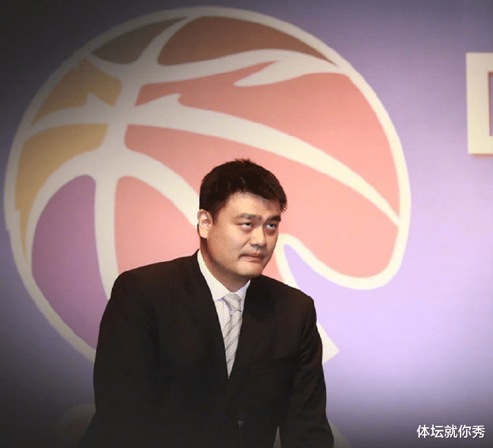 广东男篮|活该!姚明开出重磅罚单,广东2核心遭处罚,真把自己当易建联了