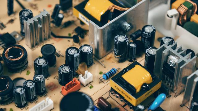 「科技股」5G风口上的深南电路:股价涨了11倍,疫情期间订单不降反增