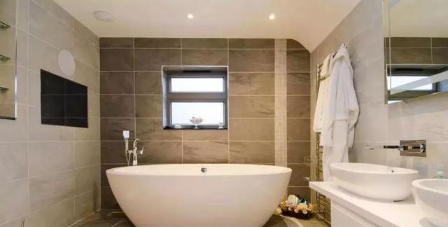 『』“下沉式卫生间”越来越流行？新房入住后才发现，比想象中的要好