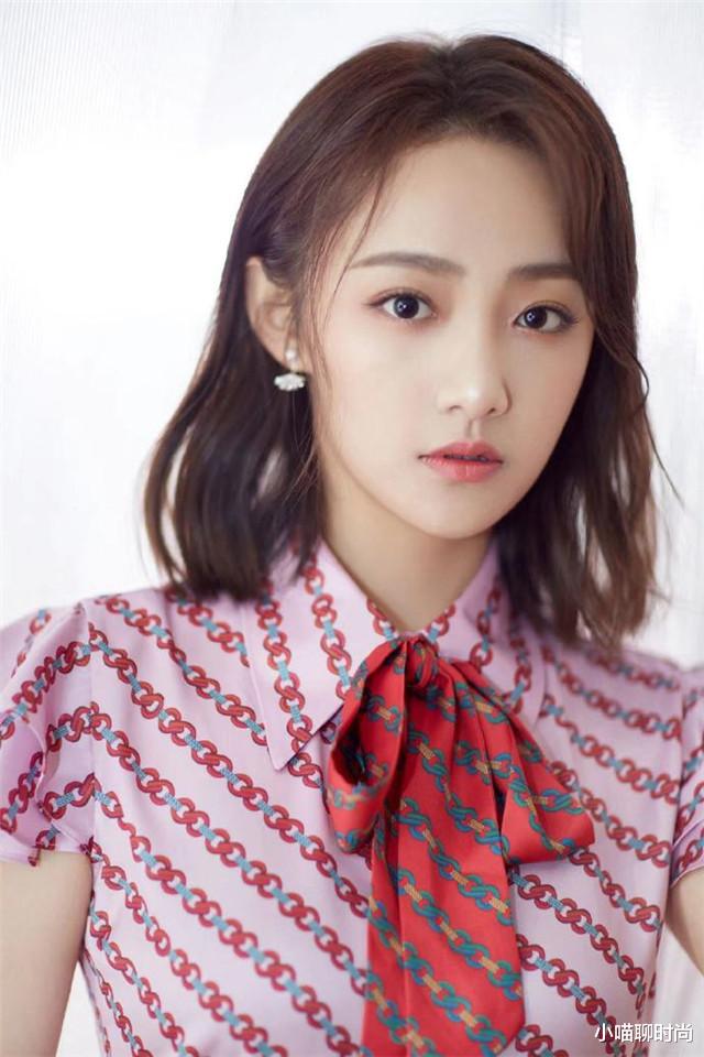 #女孩#建议脸上有这4个特征的女生，尽量不要留刘海，主要有3方面的原因