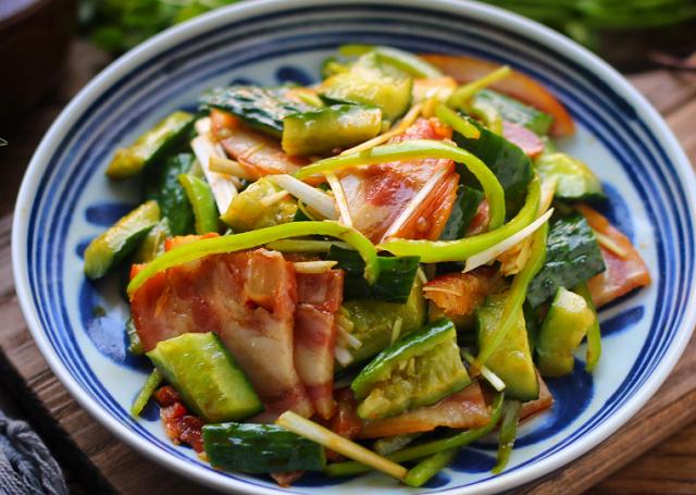 下酒菜|东北“热炕头”上的五大下酒菜，在本地太火爆，你吃过没？