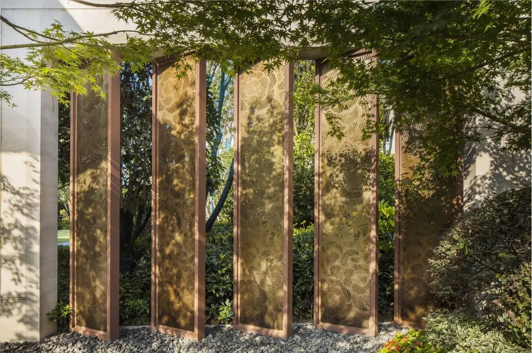 人生难得?虹桥府！1200万起 虹桥主城 法式原石别墅 全新面世！