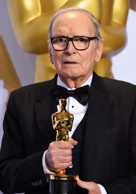 电影|电影频道播出《西部往事》纪念作曲家莫里康内