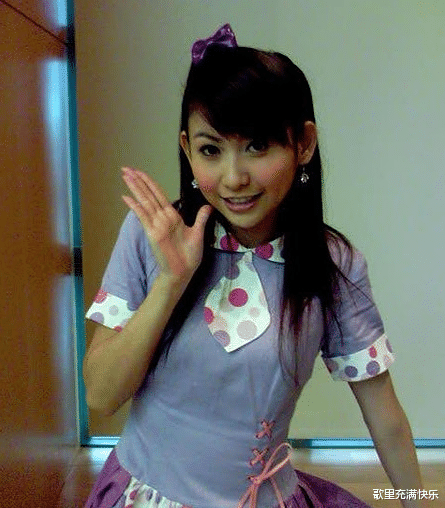 周扬青：37岁蝴蝶姐姐旧照出土，进化精彩过周扬青，简直没眼看