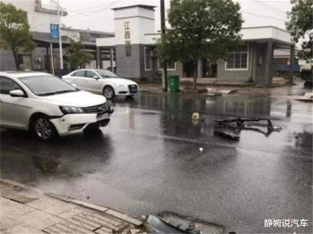 『本田雅阁』本田雅阁怼上吉利帝豪，引擎盖像个“笑话”，网友：日系车香不香