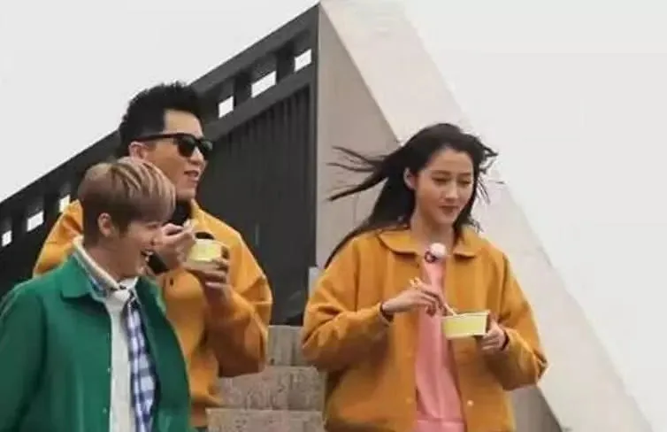 「奔跑吧兄弟」上过奔跑吧的七对情侣，两对正在热恋，一对已分手，最后一对已离婚