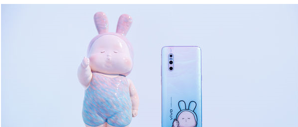 vivo：OPPO和vivo都是国产手机，为什么会选择用英文名？看完不淡定了