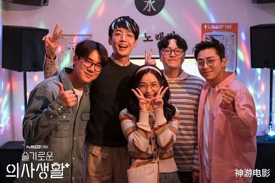 ：播了10集稳拿9.4分，这部清新脱俗的神作不能错过