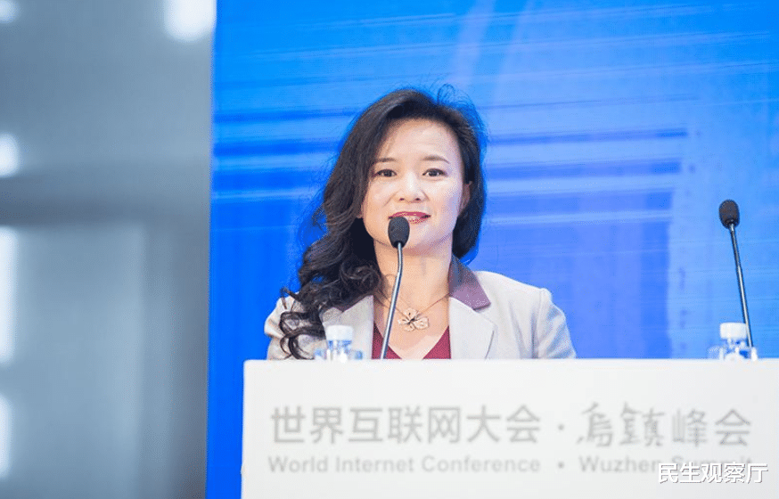 澳大利亚|“玩过头了”？澳籍主持人在北京被捕，外交部：依法办事