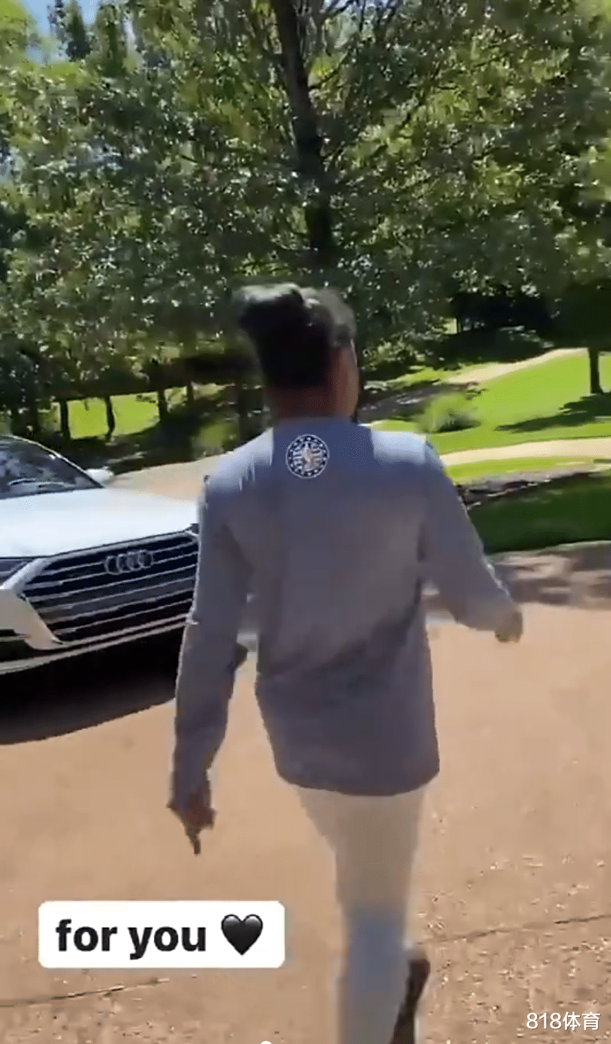 奥迪A8|不偏心! 莫兰特送母亲一辆奥迪A8, 刚送过父亲一辆道奇地狱猫