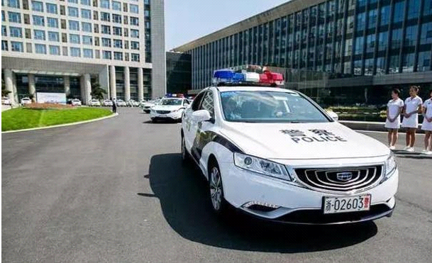 美國街頭出現中國警車，掛魯B牌，當地警察直呼：不可能-圖5