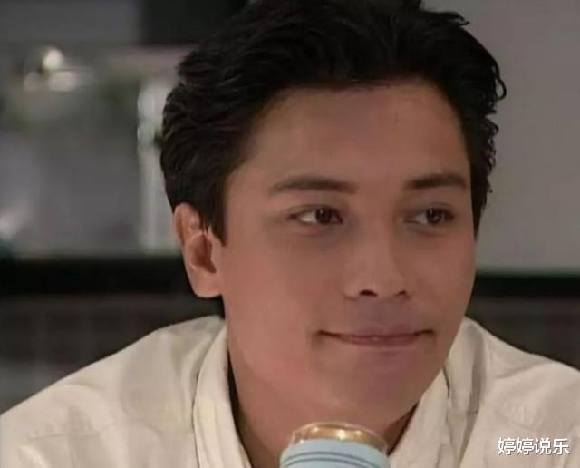 罗嘉良|为娶苏岩,罗嘉良放弃四千万净身出户,原配方敏仪如今怎样了?