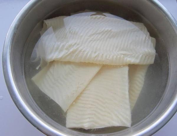 『』大厨说漏了嘴：不管在家炒什么肉，炒前加这1步，肉嫩去腥味