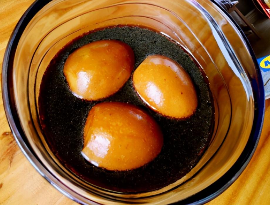 营养师|8个鹌鹑蛋加上2块生姜，教你1独特吃法，简单好做，御寒还美容