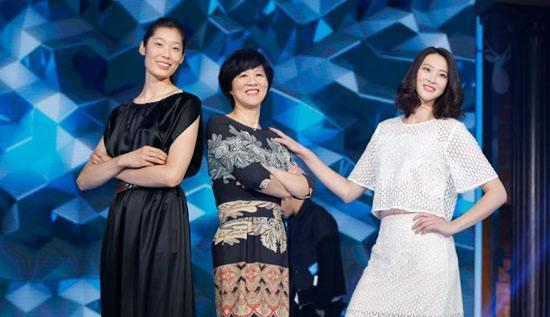 「朱婷」朱婷不配称“中国女排队长”？央视采访引火上身！某人凭实力躺枪