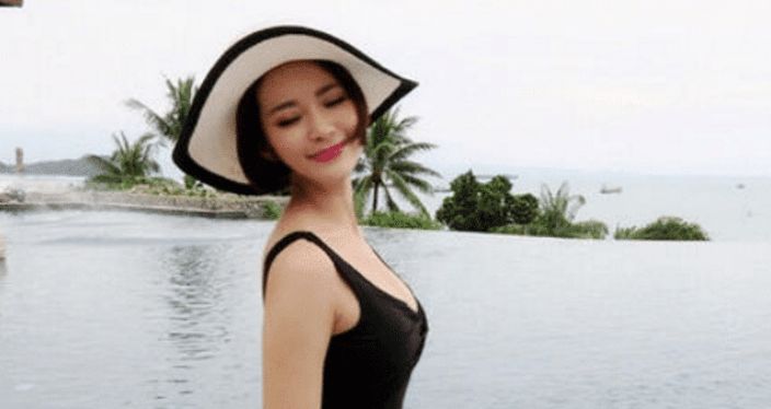 【王晶】被王晶发掘时才读大二，拍3部电影狂捞31亿，今成“最美晶女郎”