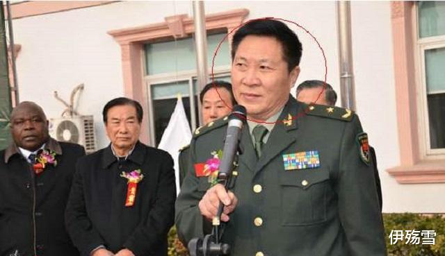 伊殇雪|小伙好吃懒做，冒充军人行骗15年，被抓后还没“出戏”