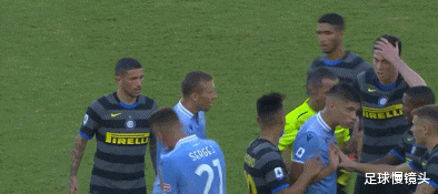拉齐奥|1-1！意甲两豪门大规模冲突，神射手扇耳光动作染红，C罗获利好