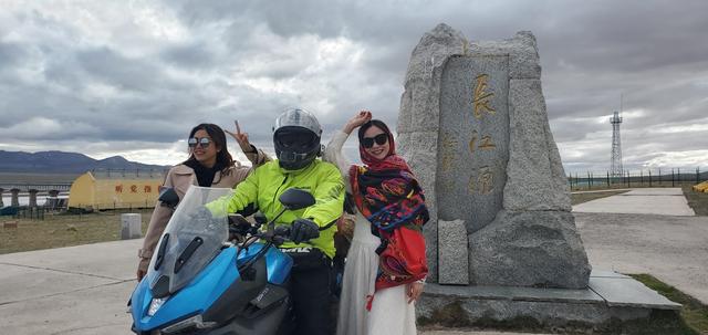 自驾|游记：自驾G318川藏线——川进青出最长一段，800公里穿行（一）