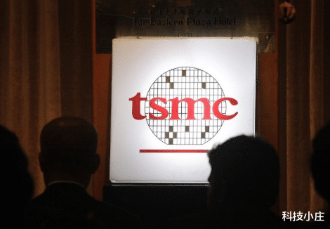 「华为」苹果、高通突然做出决定！华为也没想到，一切都来得如此快！