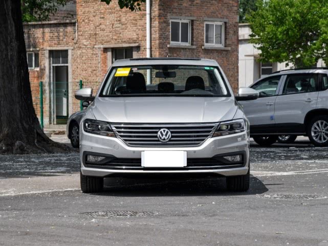 大众汽车：大众“降价求量”，一口气下探4.86万，还要啥轩逸、卡罗拉