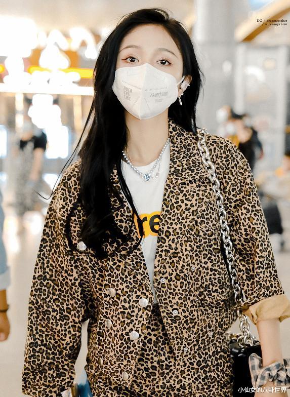 吴宣仪|吴宣仪的\奶茶美甲\火了,远看跟没做似的,近看却显手白不止一个度