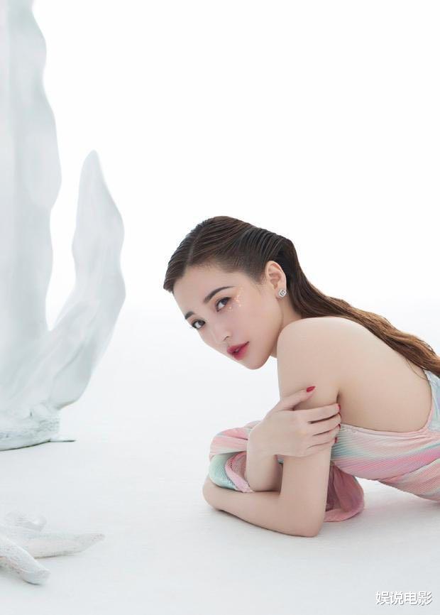 金莎|金莎回应新歌抄袭，购买了词曲版权，但曲方面只回应同意翻唱