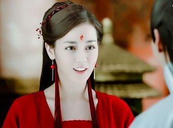影帝■国际“双料影帝”无人问津，“水帝”上热搜众人“跪舔”？