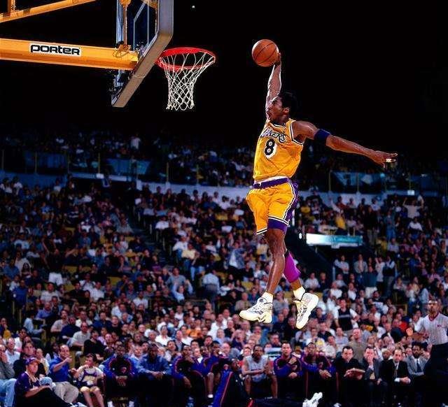 湖人队■08年湖人输给凯尔特人，湖人到底输在哪里？科比数据如何？