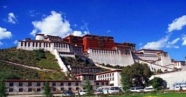 布达拉宫|布达拉宫免票5个月，这次不要给自己找借口了，收拾行李出发吧