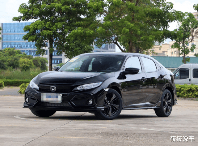 本田思域|本田放出“新黑豹”！全黑车身霸气十足，还带大溜背，油耗5.9L搭1.5T