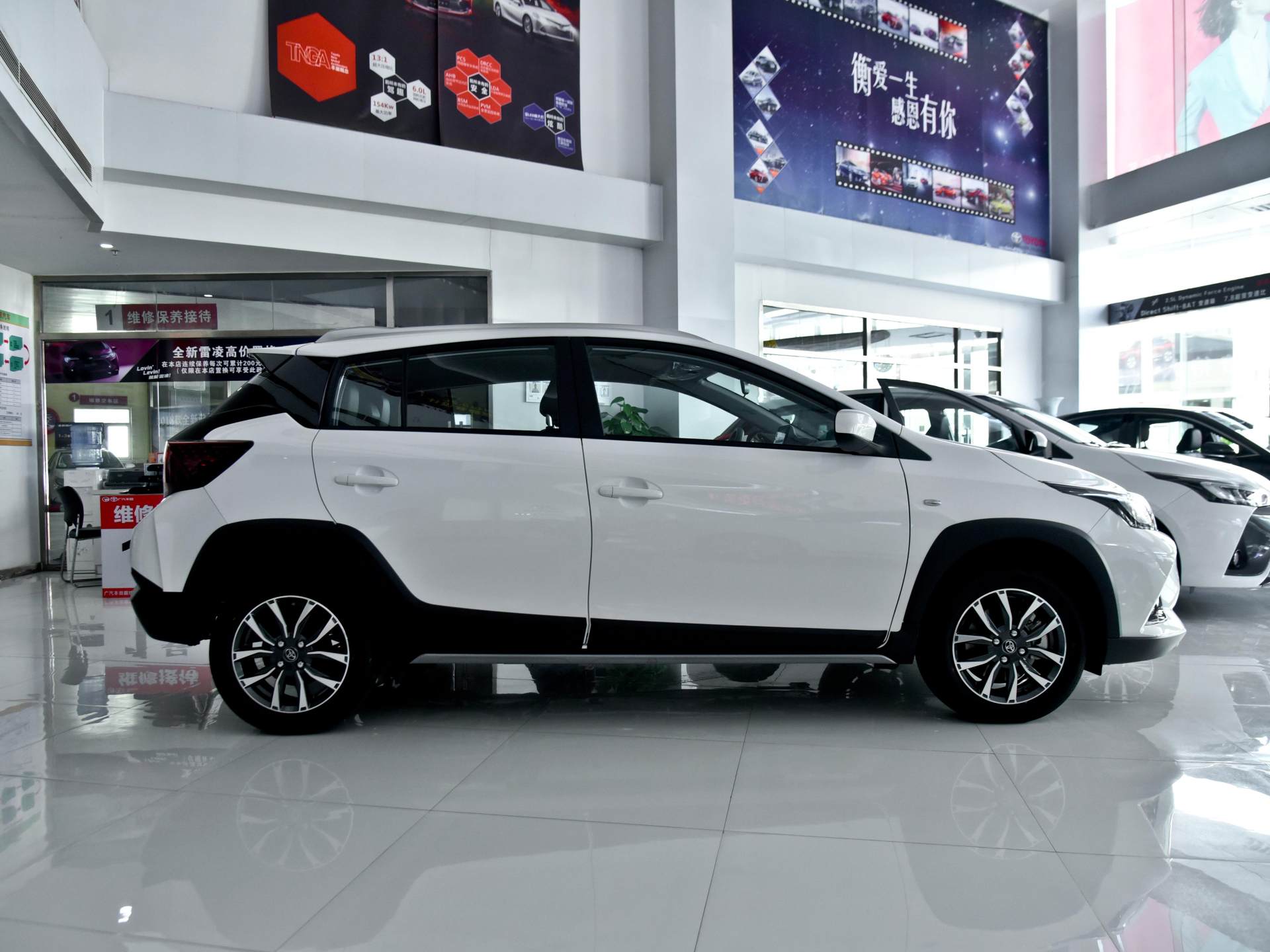 致炫|比飞度配置全，只要8万，宽1.72米，1.5L+CVT，省心还得看丰田